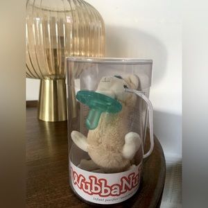 NWT - New In Box Wubba Nuby Soother - with Llama attachment - Infant.